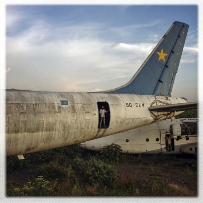 deserted-airplane-congo-door