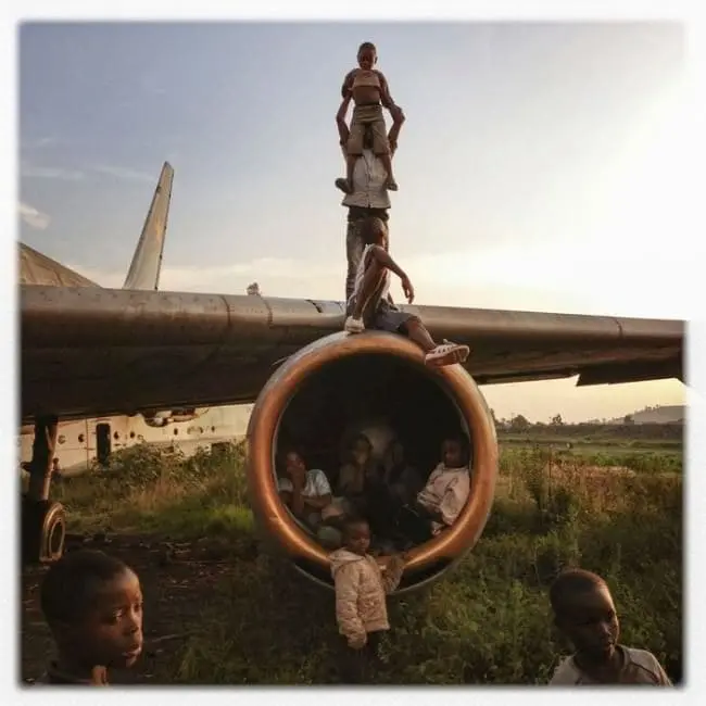 deserted-airplane-congo-playground