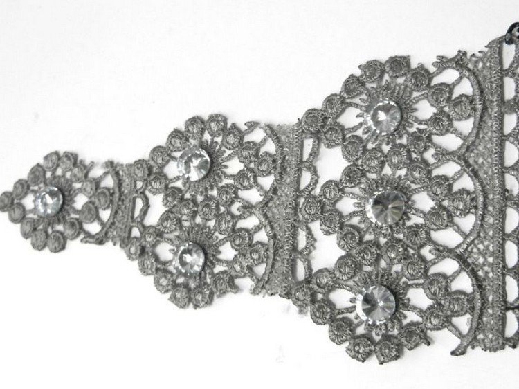 lace jewels