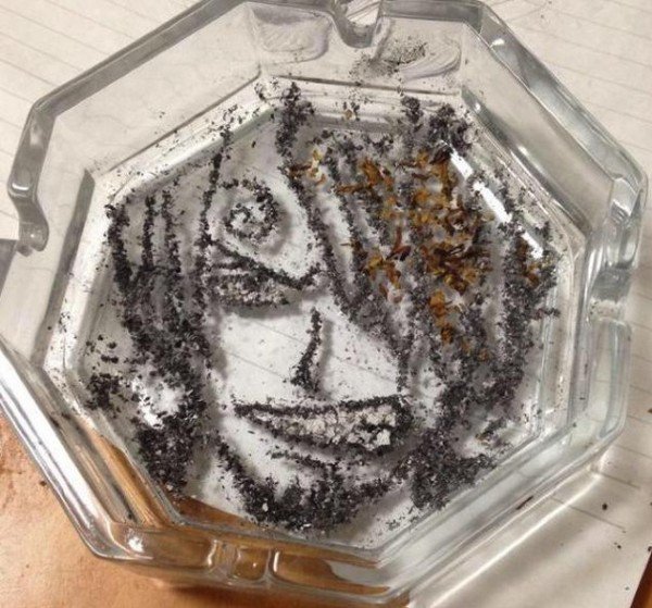manga guy ashtray