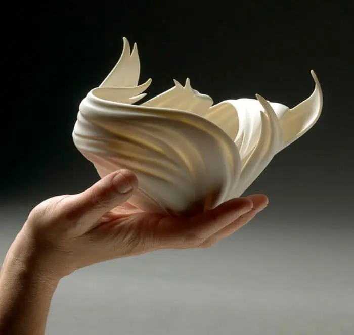 porcelain-sculpture-vase-jennifer-mccurdy