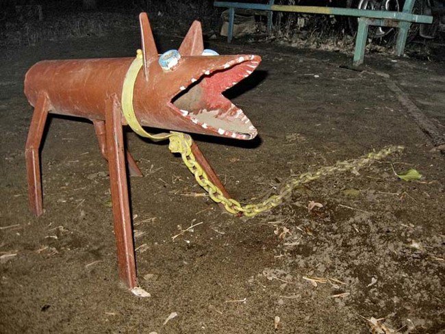 russian-playgrounds-dog