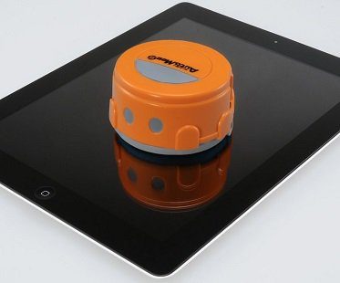 tablet cleaning robot