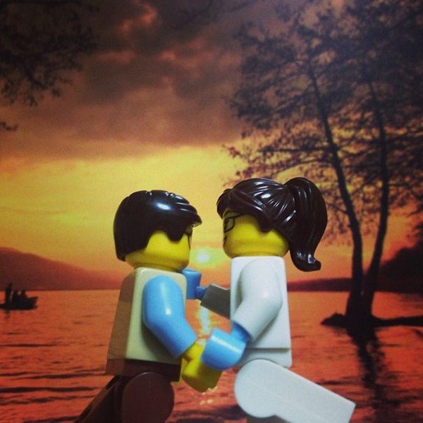 LEGO couple romantic