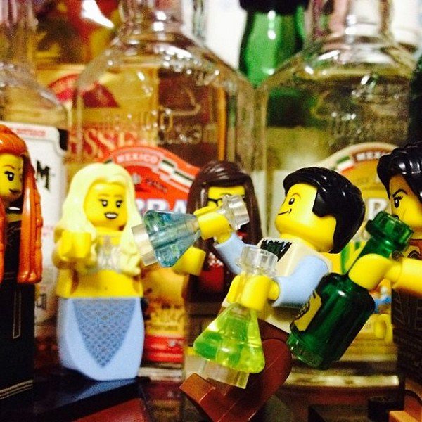 LEGO figures drinking