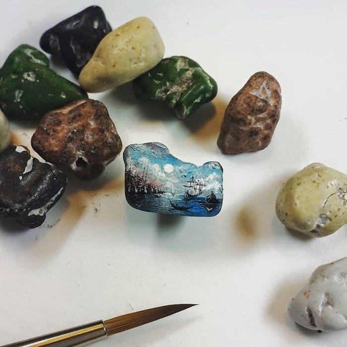 hasan-kale-miniature-paintings-pebble