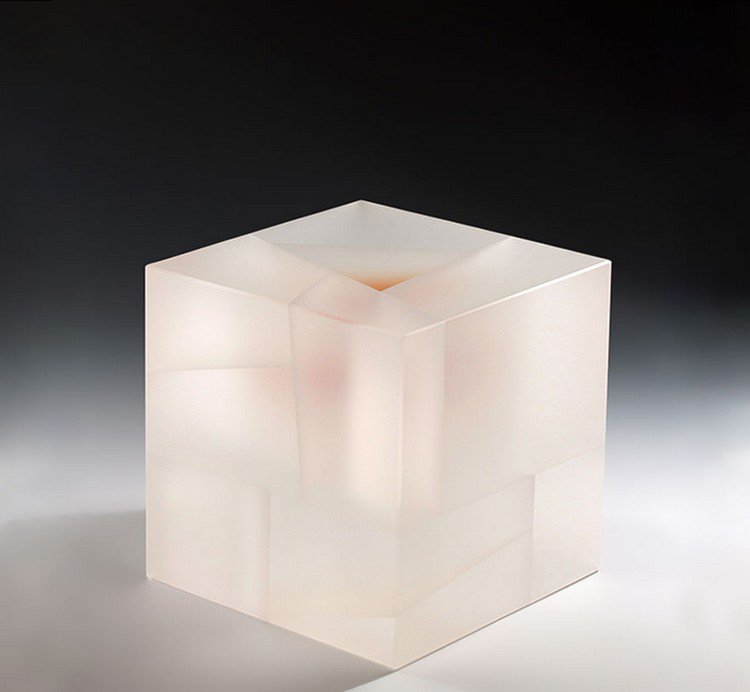 jiyong lee cube sculpture