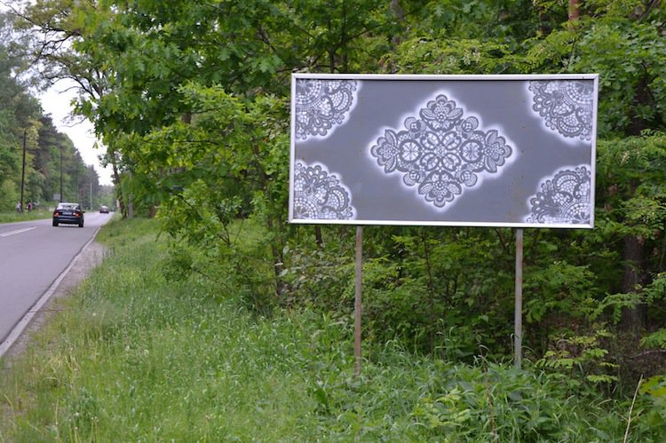 lace-billboard