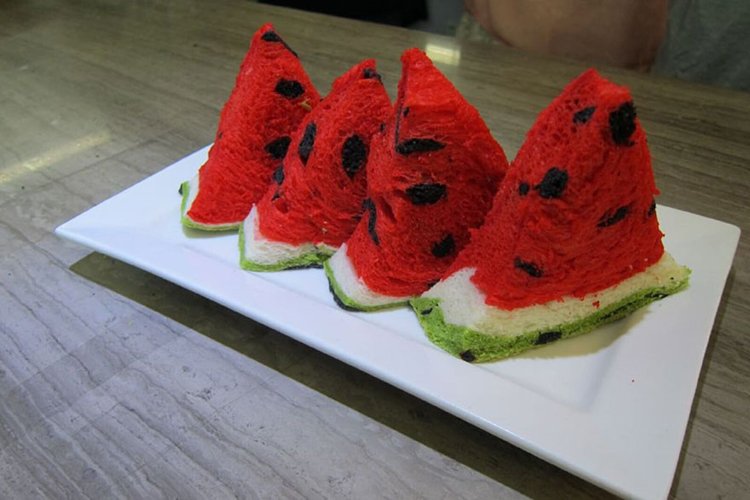 square-watermelon-bread-chunks