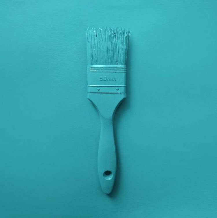 blue paintbrush