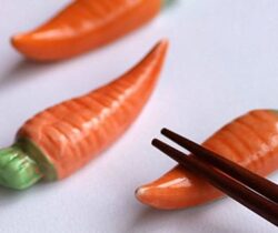 carrot chopstick rests