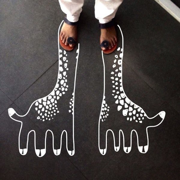 feet-giraffe