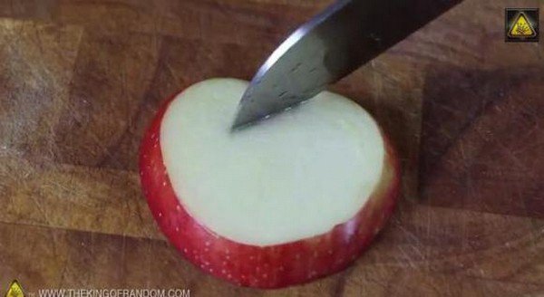 knife apple slice