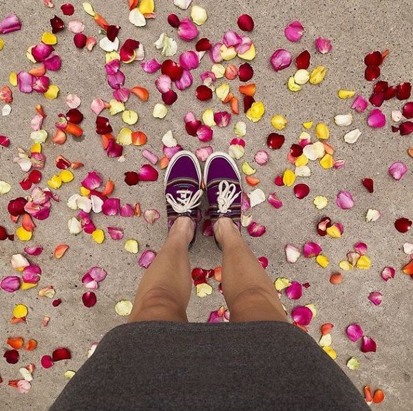 petals feet