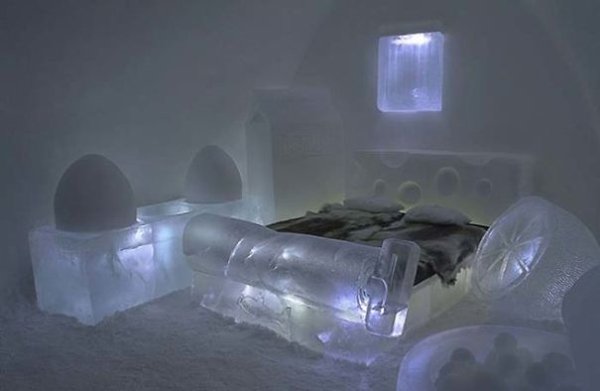 Bedtime-Perfect-Beds-For-Greatest-Surreal-Experience-ice-bed
