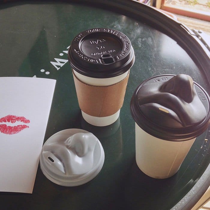 face coffee cups lipstick tray