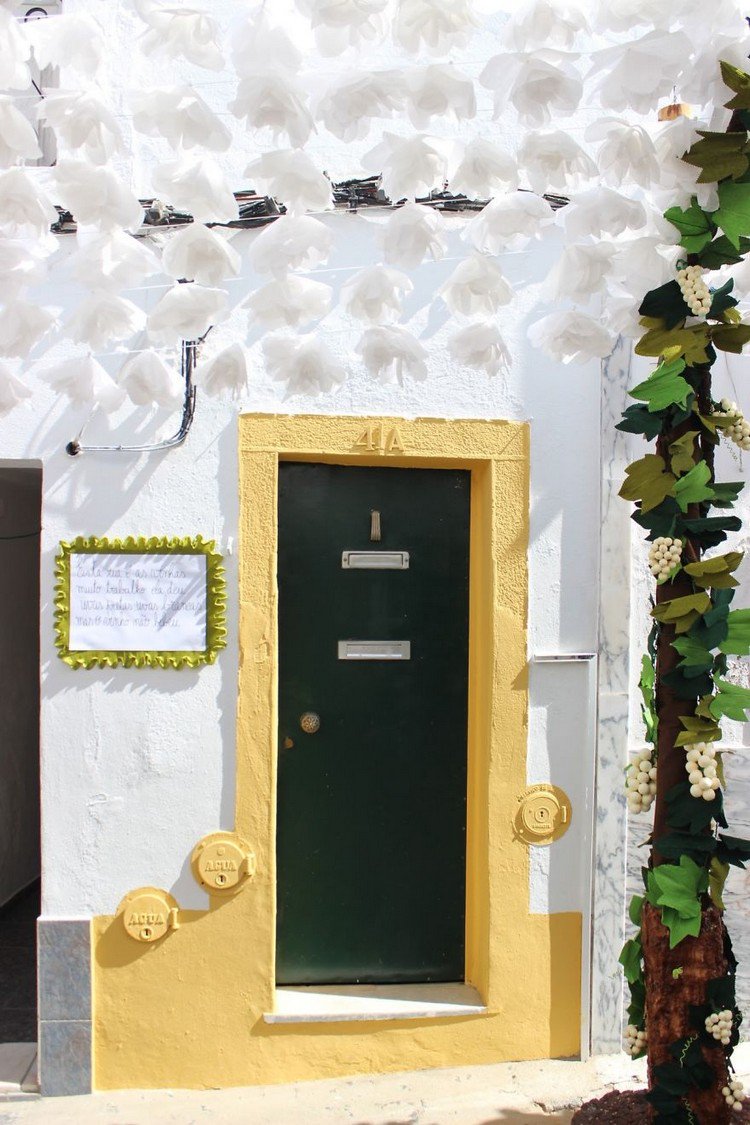 flower festival portugal door