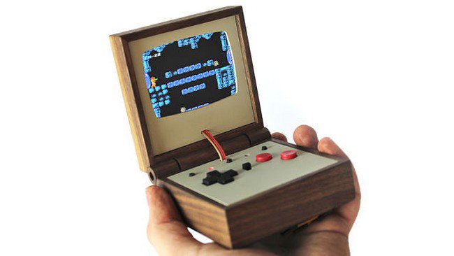 love hulten gameboy and case