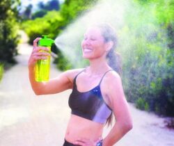 misting water bottle
