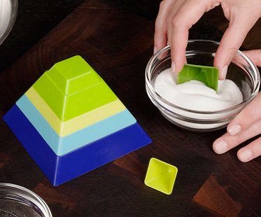 stackable pyramid measuring cups stack