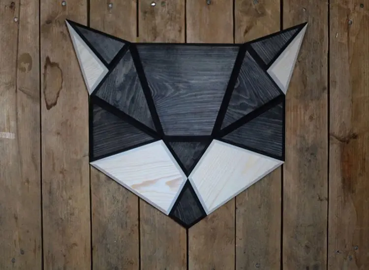wood-animal-geometric-wall-decoration-tomasz-ciurka-black-cat