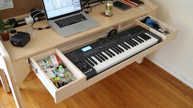 desk-bar-piano