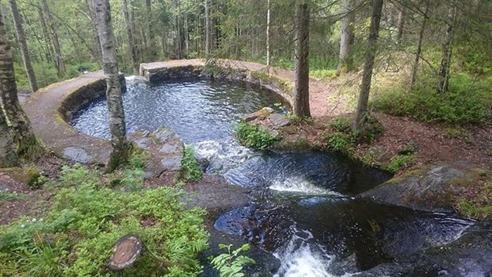 incredible-norway-photos-pool