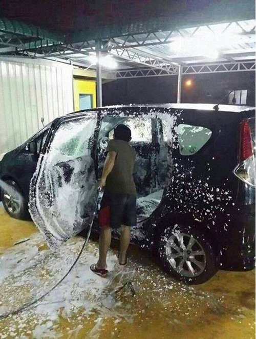 not-giving-up-car-wash