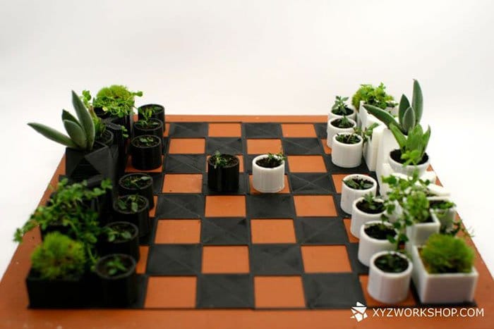 planter chess set board