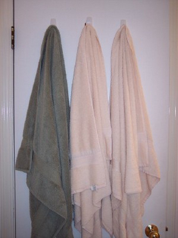 towels command hooks door