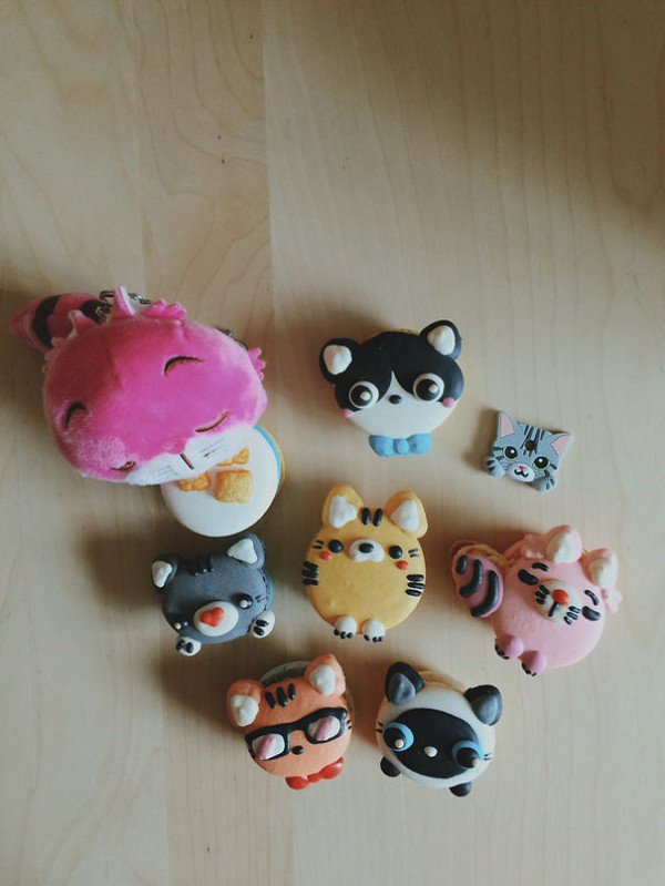 animal macarons