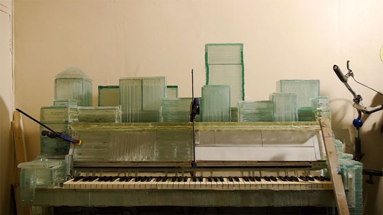 glass-piano-karlis-bogustovs-fix-glass-to-piano