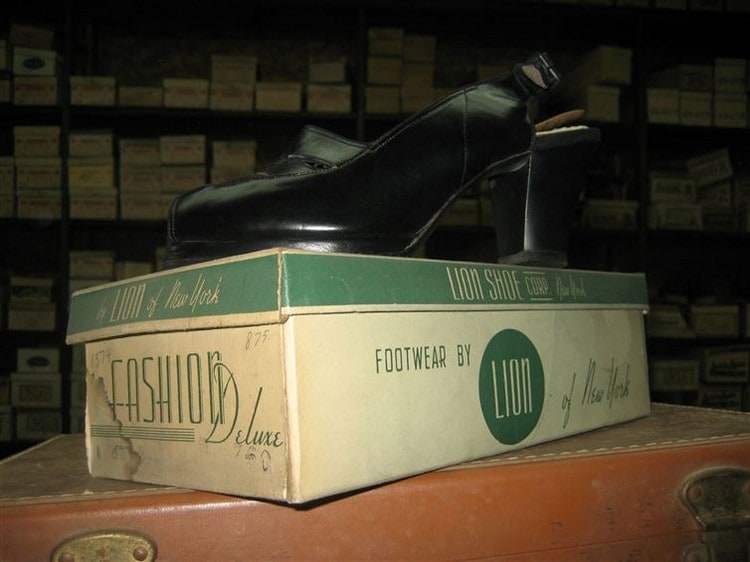 ladies shoe on box