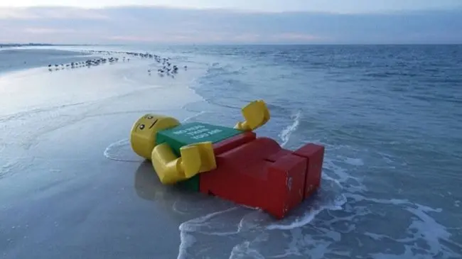 beach-lego