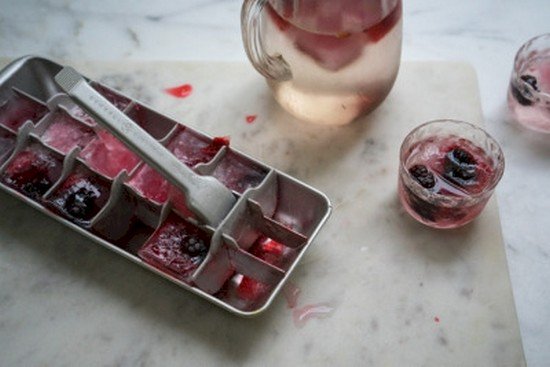 berry ice cubes