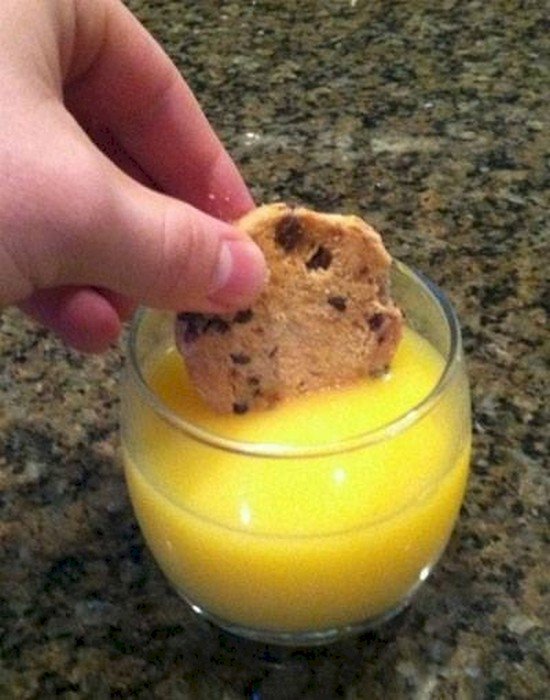 biscuit orange juice