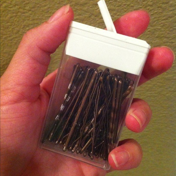 bobby pin dispenser