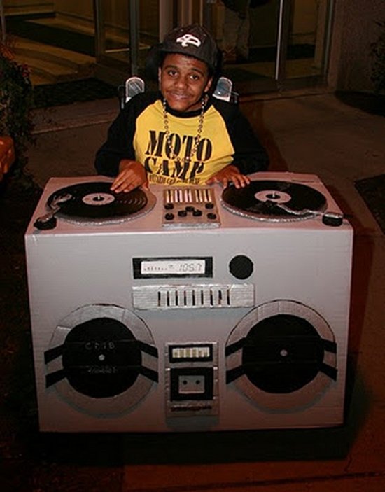 halloween-costumes-wheelchairs-dj