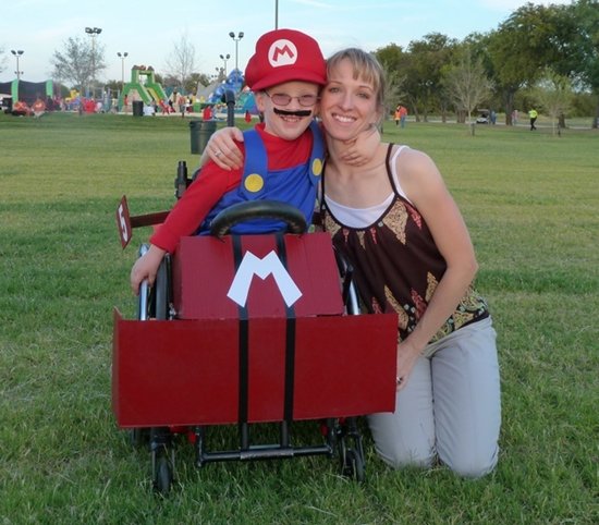 halloween-costumes-wheelchairs-mario