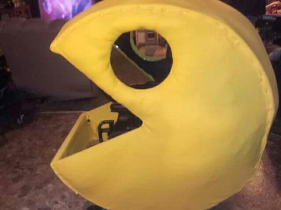 halloween-costumes-wheelchairs-pac-man