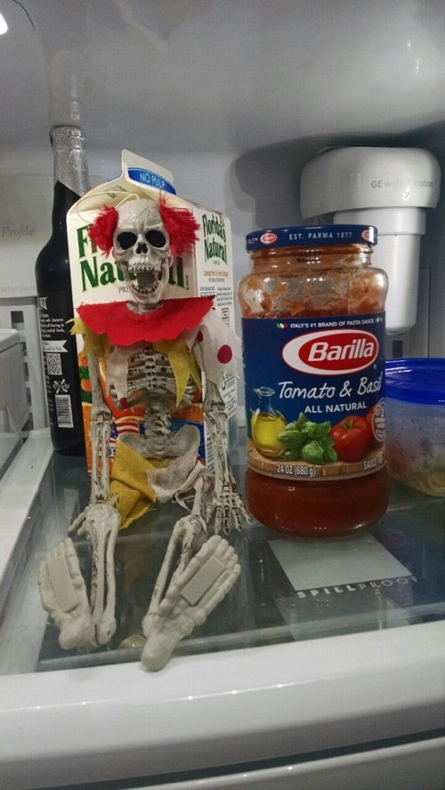 halloween-pranks-fridge