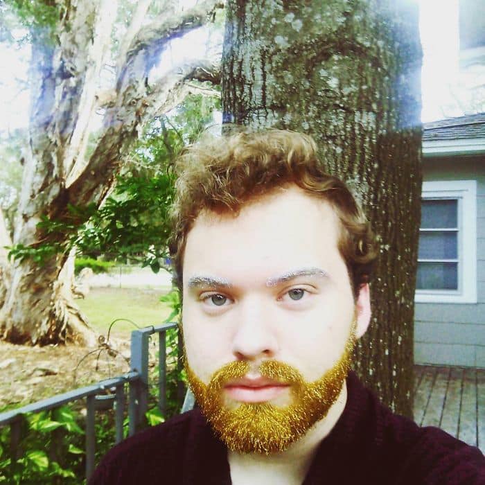 man garden gold beard