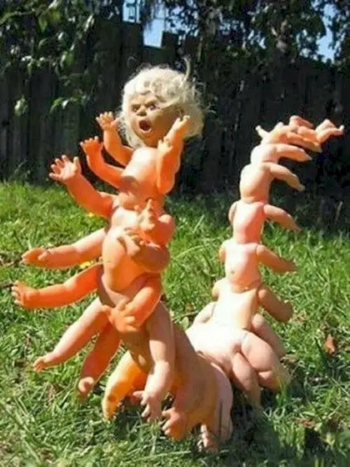 scary-decorations-baby