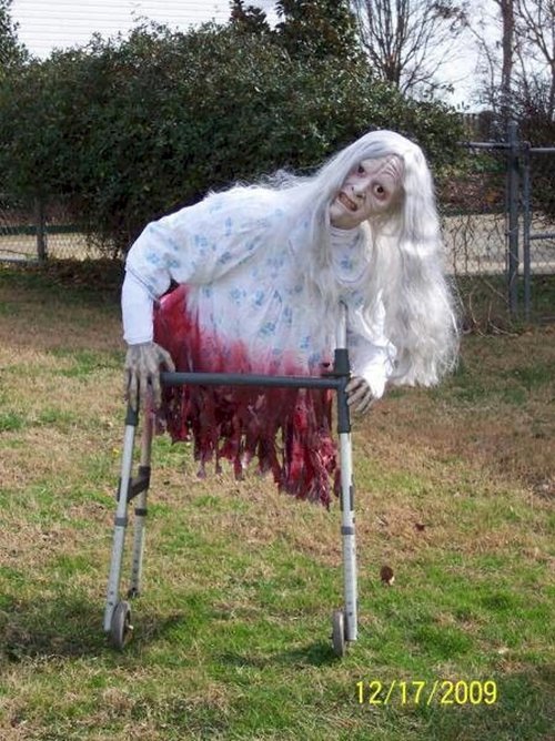 11 Horrifying Halloween Decorations Designed To Scare