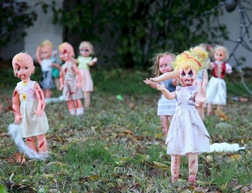 scary-decorations-spooky-dolls