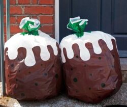Christmas Pudding Trash Bags