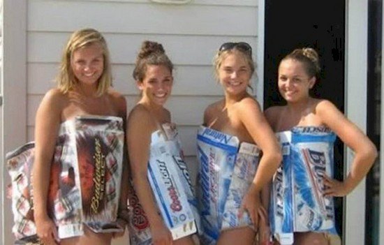 14 Prom Dresses That Are Just Horribly Wrong