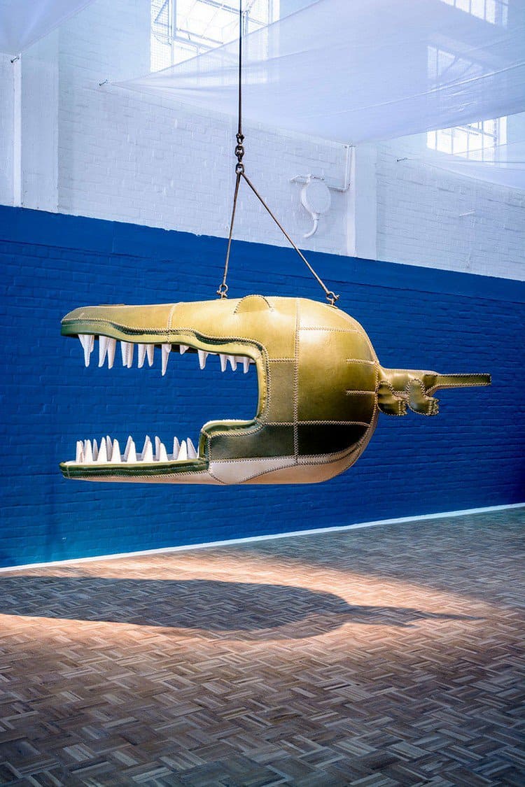 crocodile hanging chair