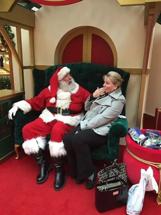 funny-moms-santa