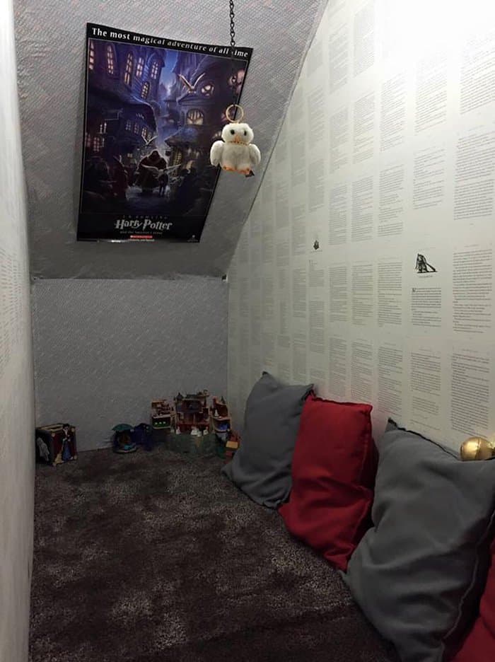 harry potter cupboard